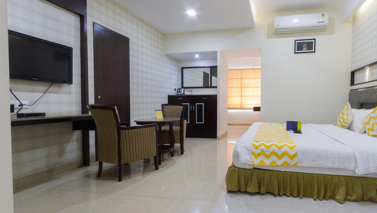 Hotel Southern Residency Kelambākkam Esterno foto